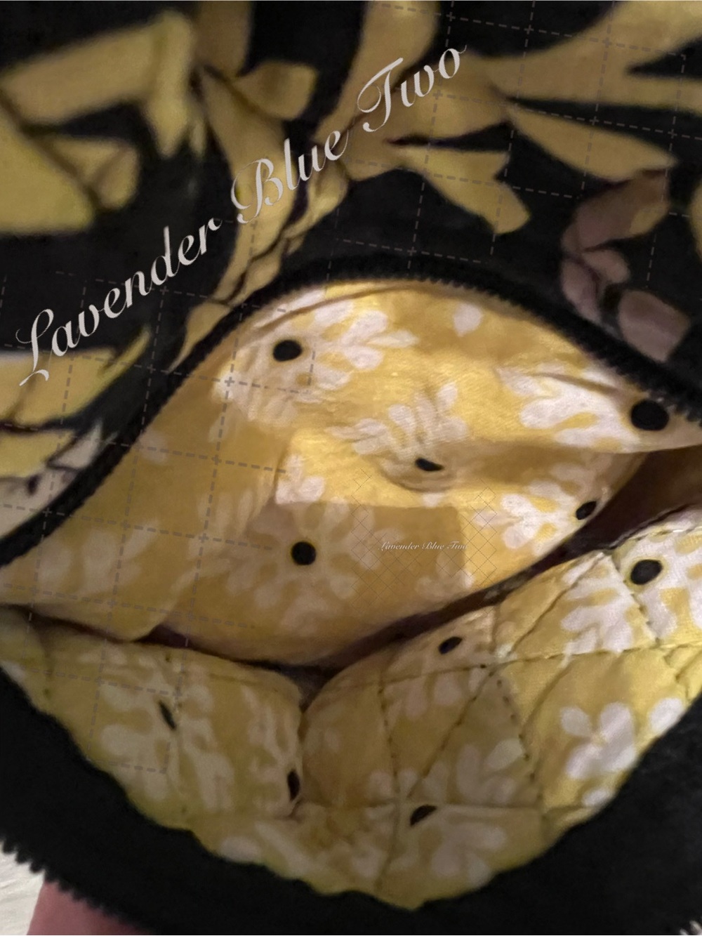 VERA BRADLEY Baroque 2010 Drawstring Zipper Front Backpack Y2K Black Yellow Flor - Picture 4 of 14